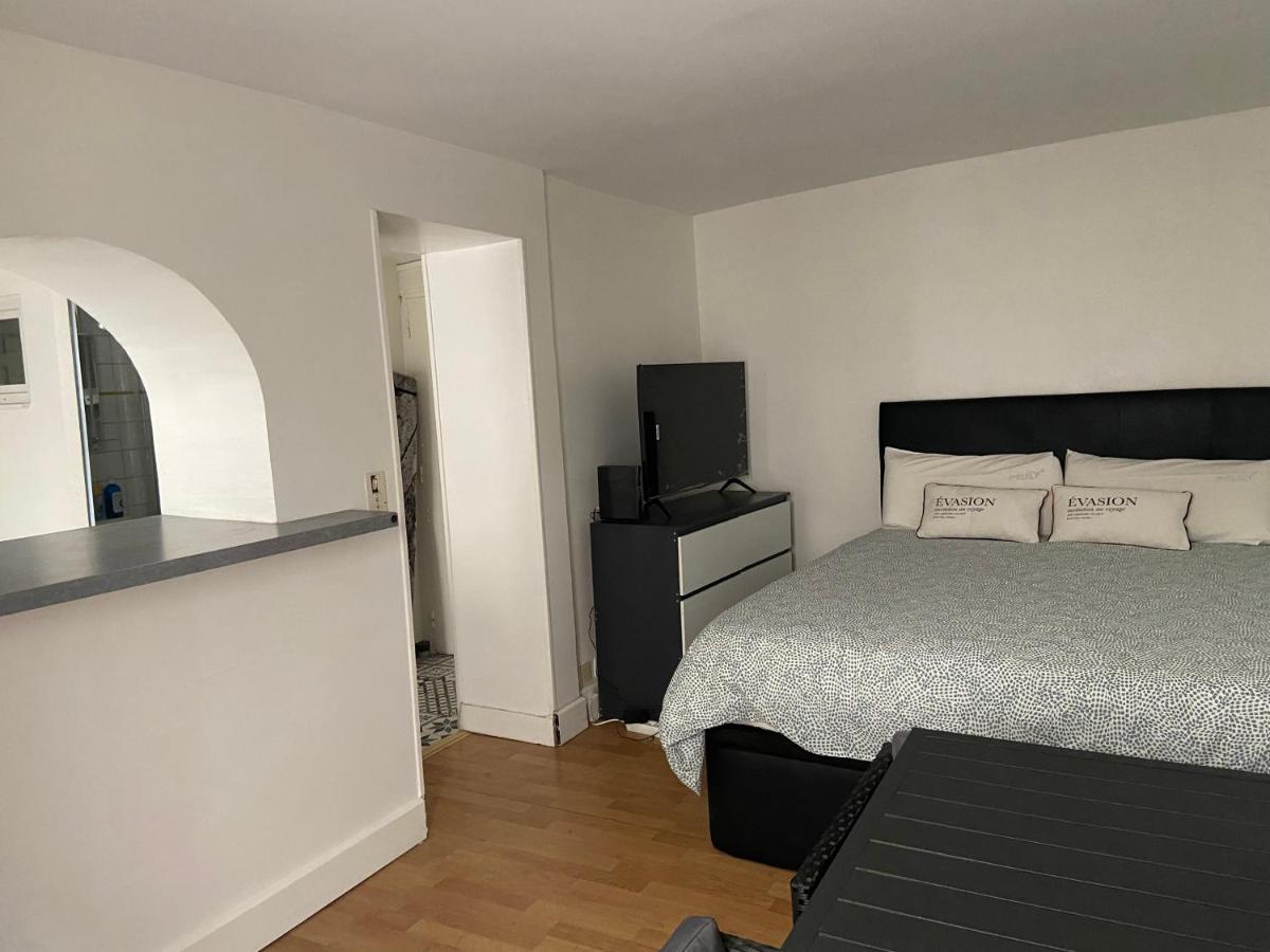 Très bel appartement Montmartre Paris Extérieur photo